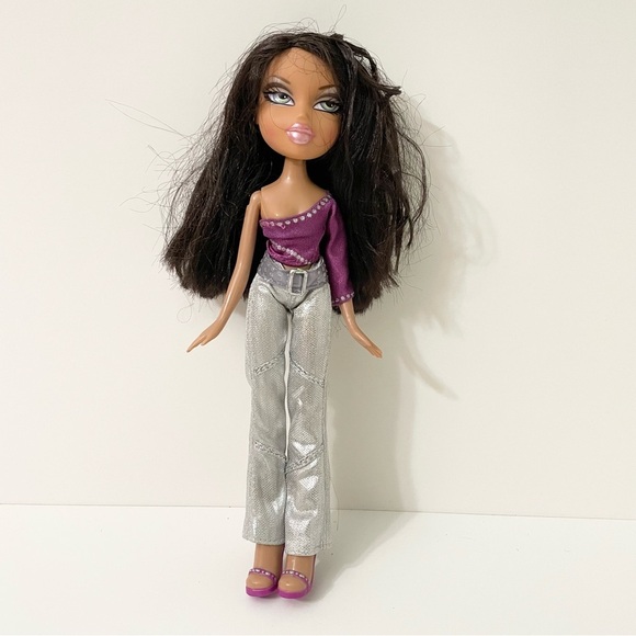 MGA Bratz Doll Yasmin - Picture 1 of 16